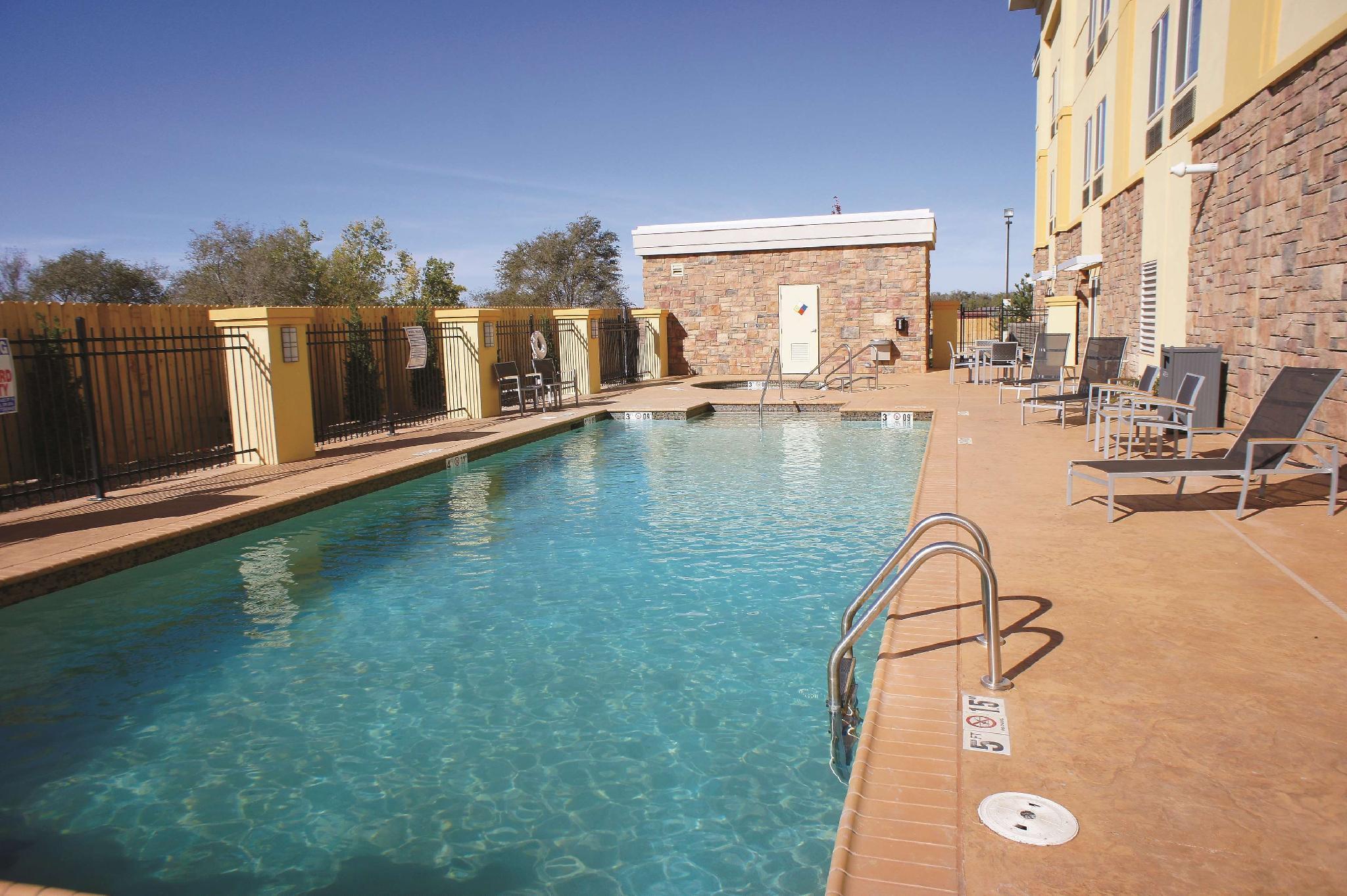 La Quinta By Wyndham Elk City Exteriér fotografie